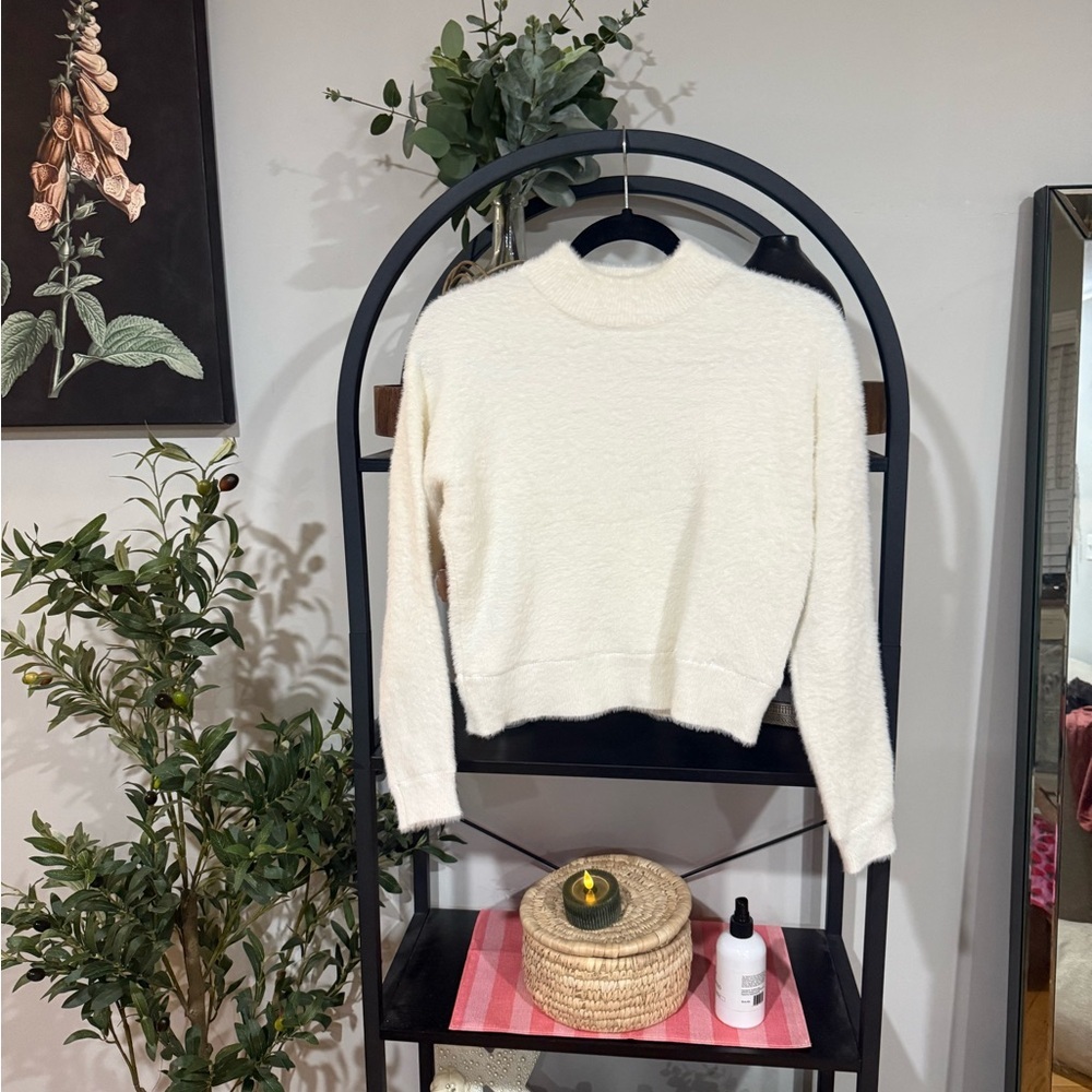 🤍 Bailey 44 Ivory Fuzzy Mock Neck Sweater – Size S 🤍